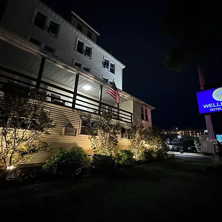 The Wellington Hotel & Suites Oceanblock